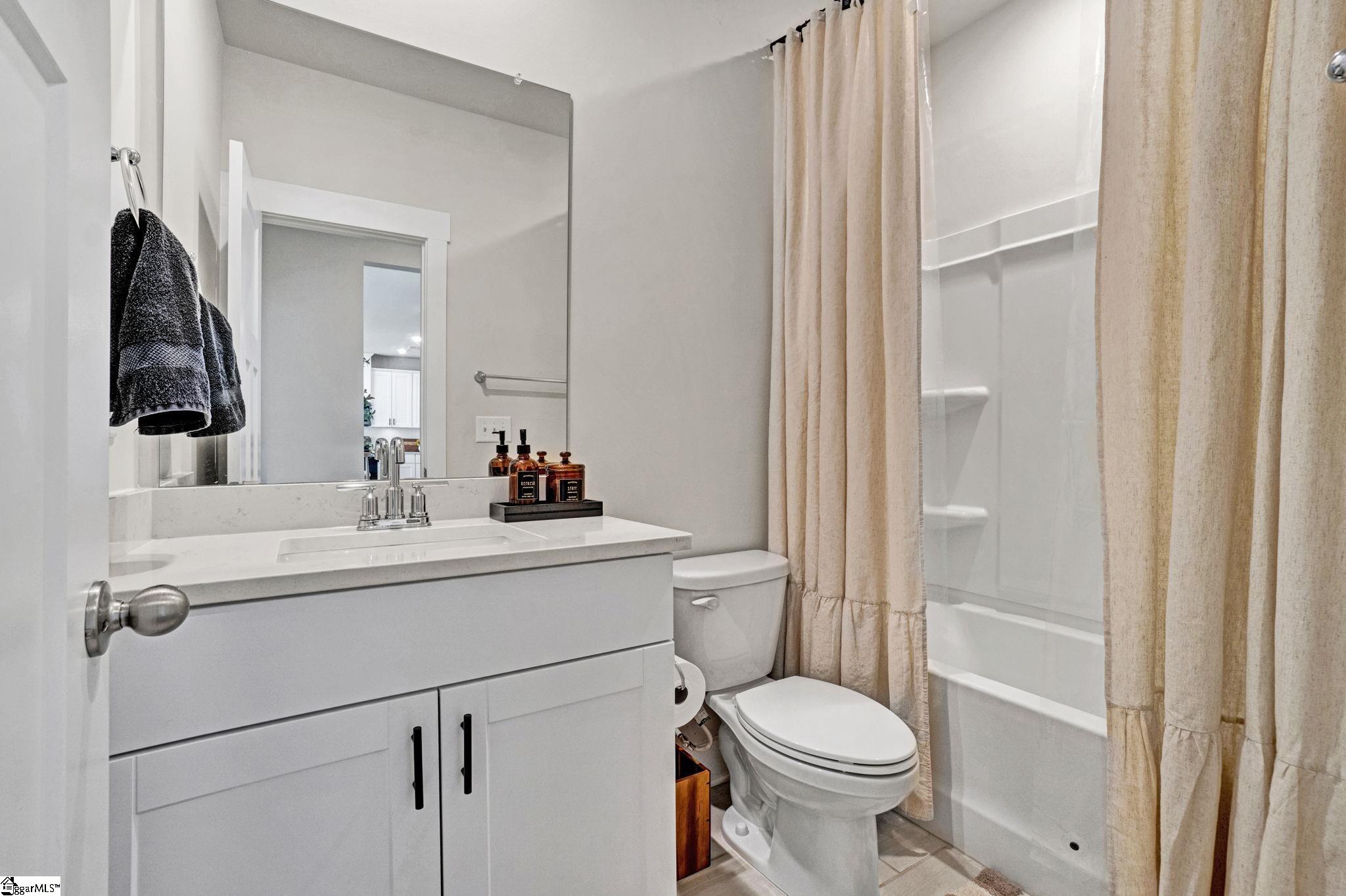 404 Roderick Lane Greenville, SC 29605 - Photo 42 of 49 Gallery Image 42