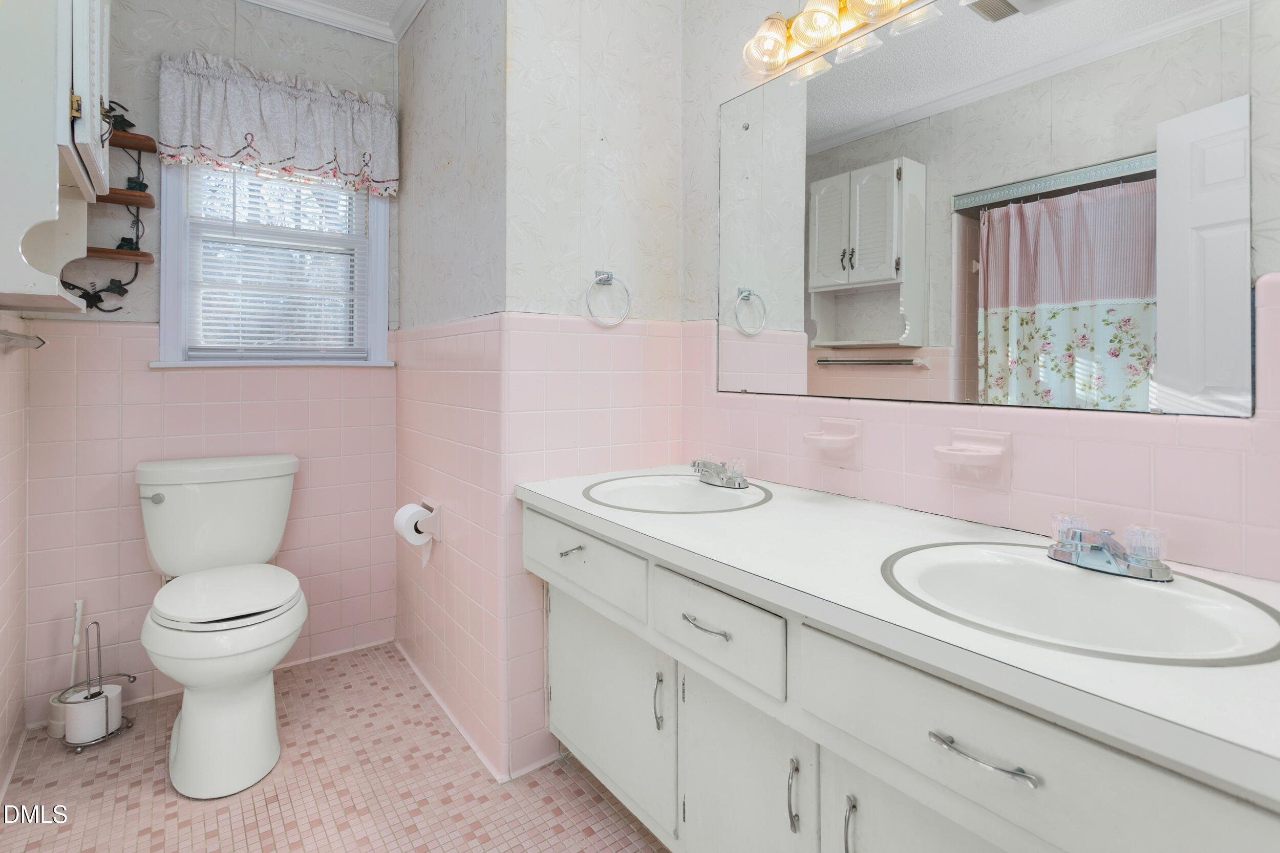 501 Orange High School Road Hillsborough, NC 27278 - Photo 21 of 39 501 Orange High School Road-17