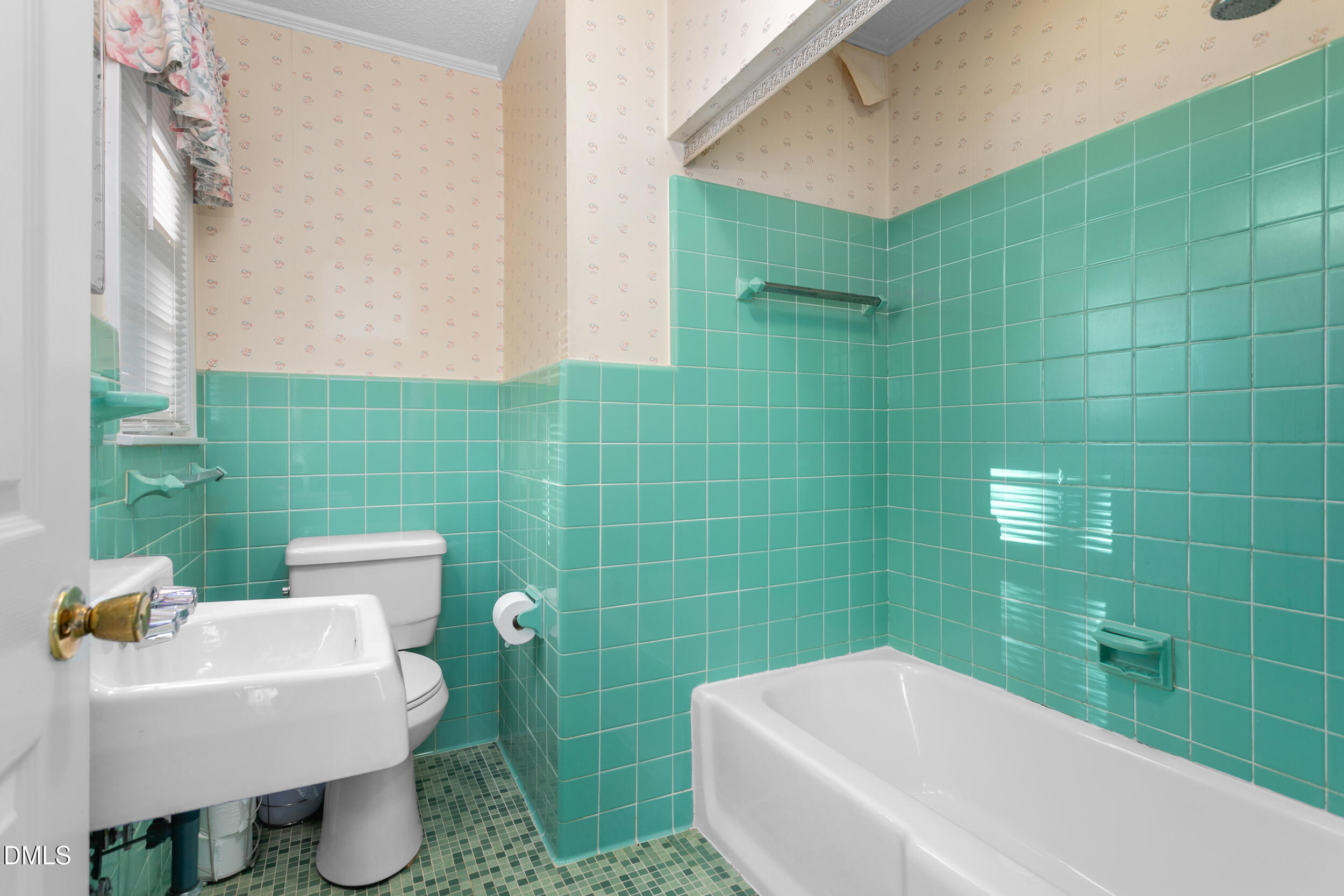 501 Orange High School Road Hillsborough, NC 27278 - Photo 25 of 39 501 Orange High School Road-25