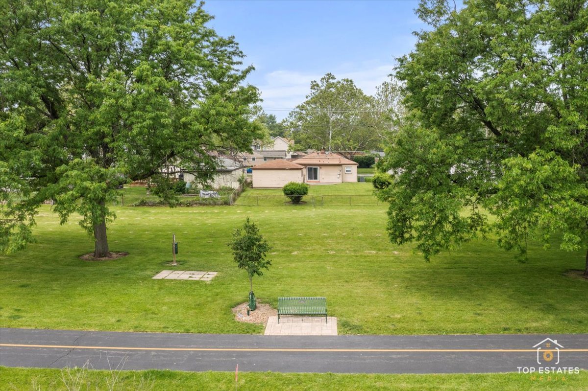 3604 Owl Drive Rolling Meadows, IL 60008 - Photo 33 of 43 a view of a yard with an outdoor space