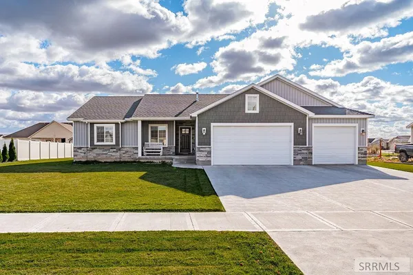 $494,900 | 5082 Nelson Drive, Iona, ID 83427