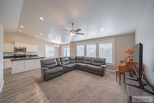 $499,900 | 5082 Nelson Drive, Iona, ID 83427