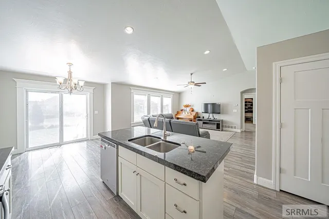 $499,900 | 5082 Nelson Drive, Iona, ID 83427