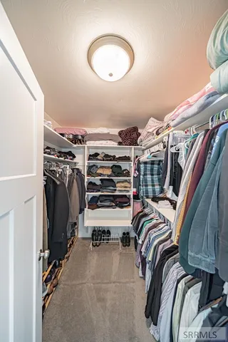 $499,900 | 5082 Nelson Drive, Iona, ID 83427