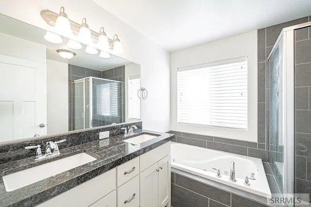 $499,900 | 5082 Nelson Drive, Iona, ID 83427