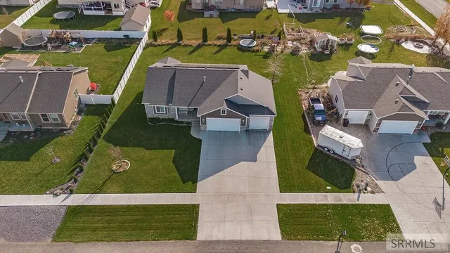 $499,900 | 5082 Nelson Drive, Iona, ID 83427