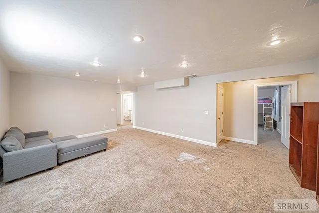 $499,900 | 5082 Nelson Drive, Iona, ID 83427