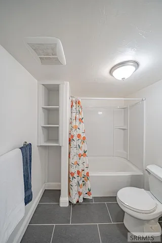 $499,900 | 5082 Nelson Drive, Iona, ID 83427