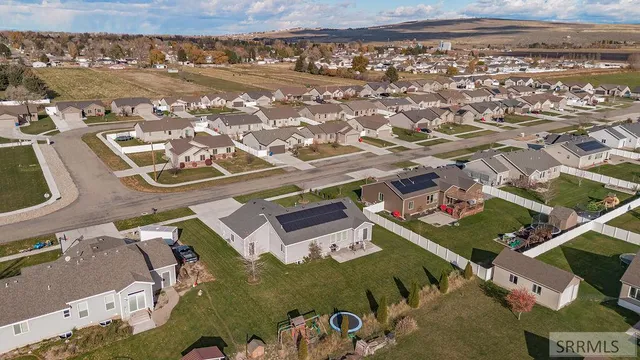 $499,900 | 5082 Nelson Drive, Iona, ID 83427