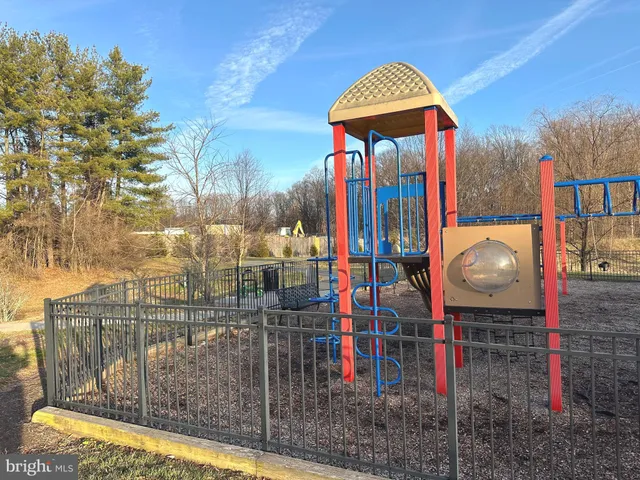 $559,000 | 22448 Glenbow Way, Clarksburg, MD 20871