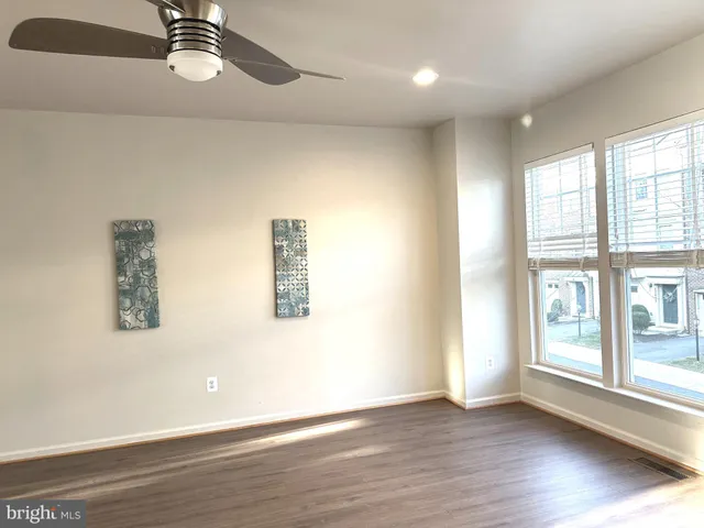 $559,000 | 22448 Glenbow Way, Clarksburg, MD 20871