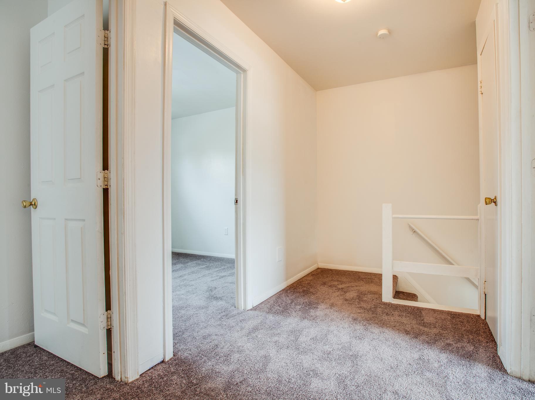 829 Anvil Road Fredericksburg, VA 22405 - Photo 7 of 13 Upstairs Hallway