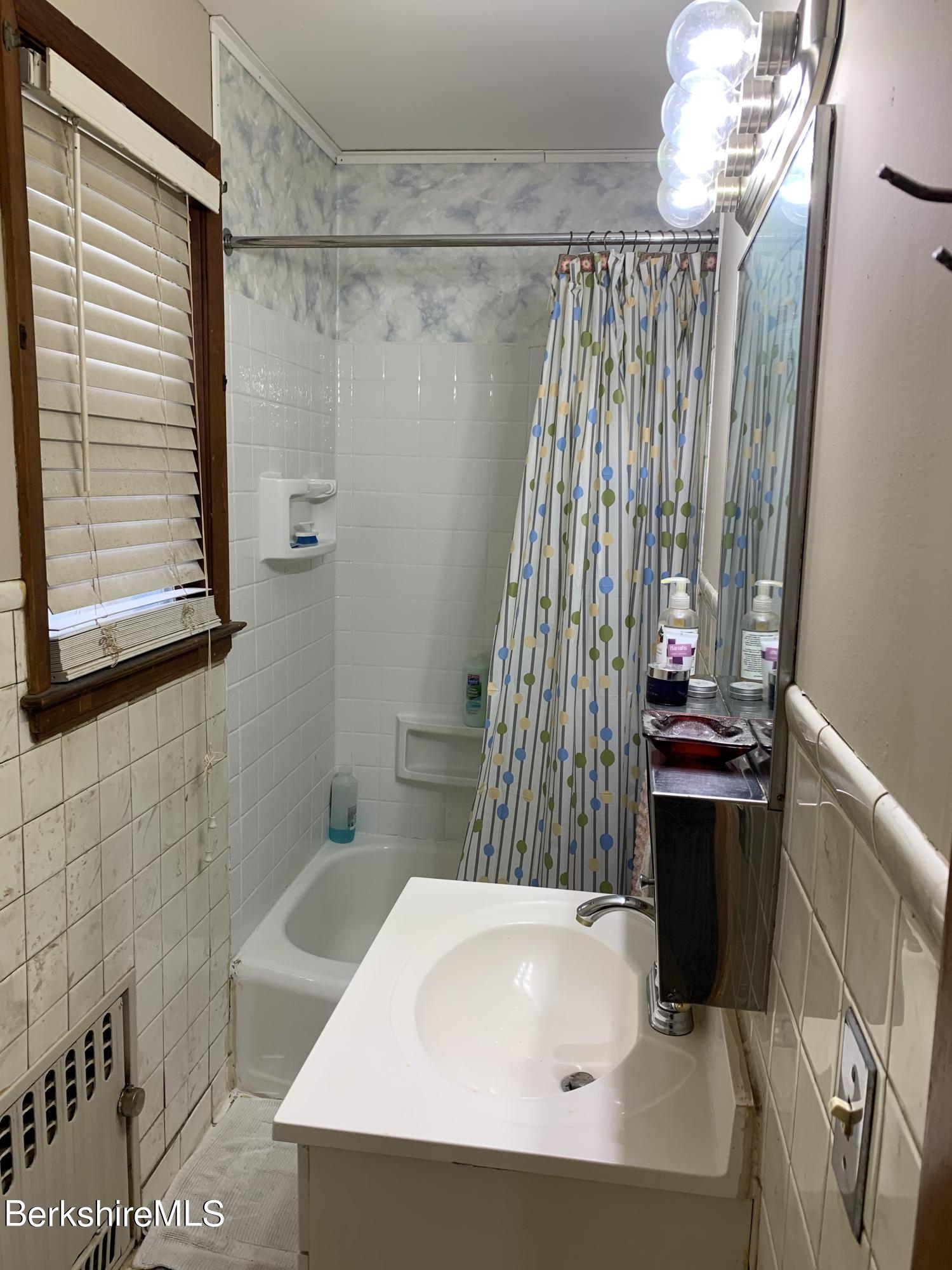 640 State Road North Adams, MA 01247 - Photo 25 of 30 Full Bath