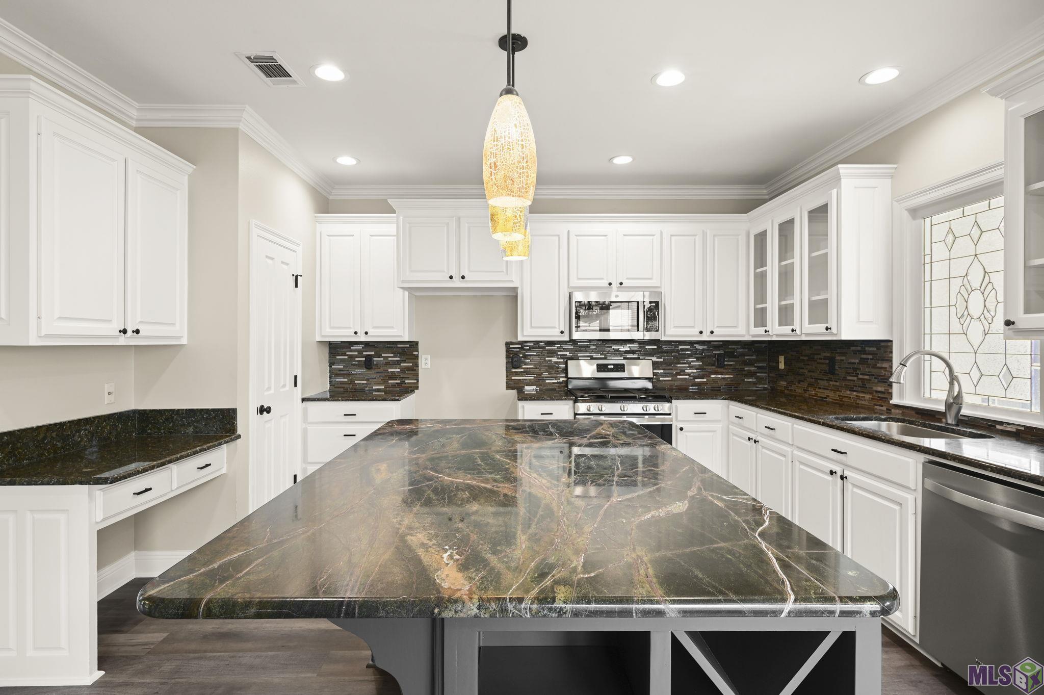 32787 Duff Road Walker, LA 70785 - Photo 13 of 51