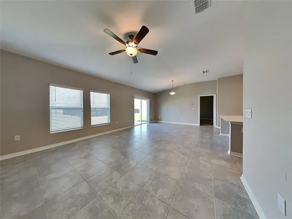 $1,749 | Undisclosed Address, Winter Haven, FL 33859