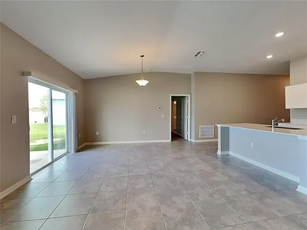 $1,749 | Undisclosed Address, Winter Haven, FL 33859