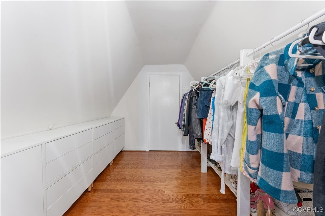 351 Lexington Road Richmond, VA 23226 - Photo 34 of 49 Bedroom 4 walk in closet