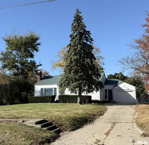 $80,000 | 570 South Main Street, Roseville, IL 61473