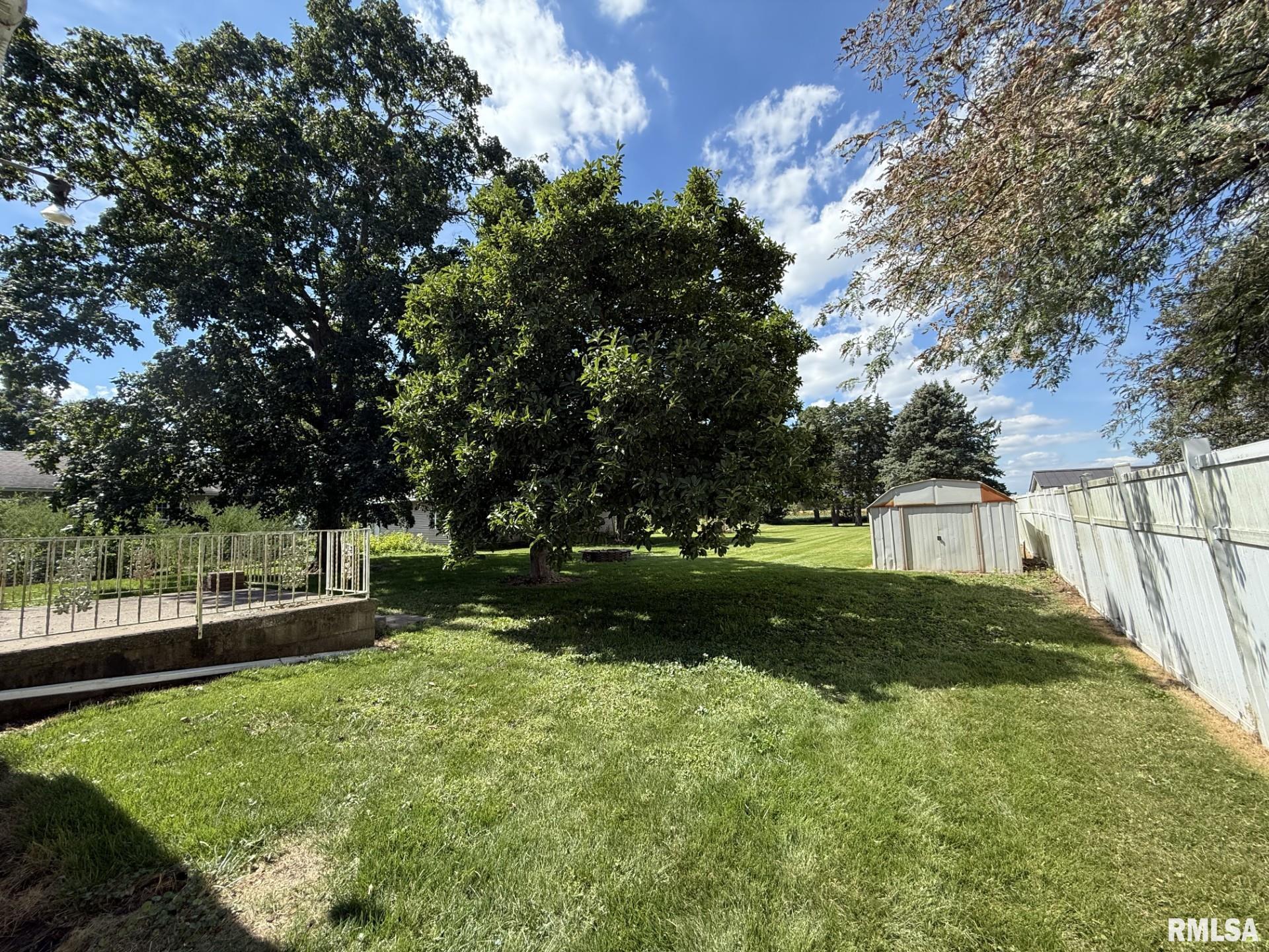 570 South Main Street Roseville, IL 61473 - Photo 15 of 64