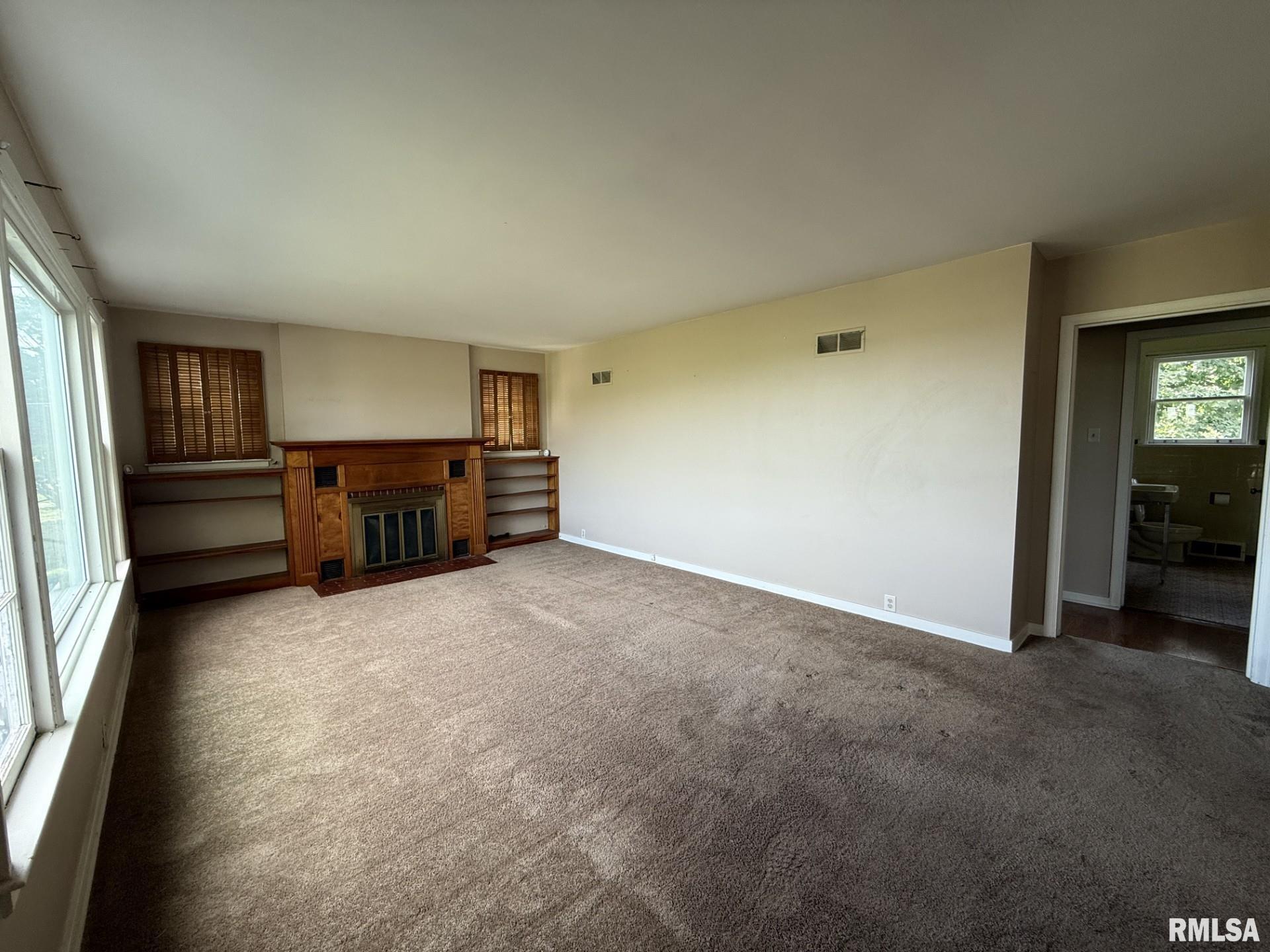 570 South Main Street Roseville, IL 61473 - Photo 24 of 64