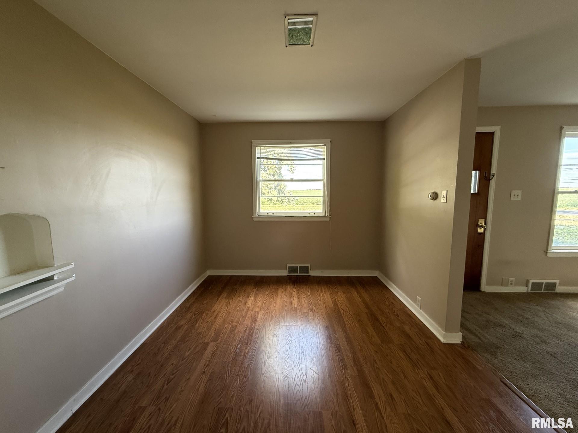 570 South Main Street Roseville, IL 61473 - Photo 25 of 64