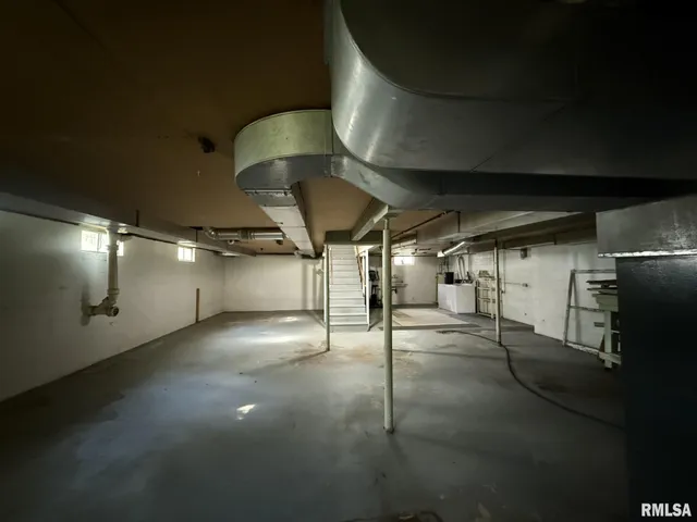 $84,900 | 570 South Main Street, Roseville, IL 61473