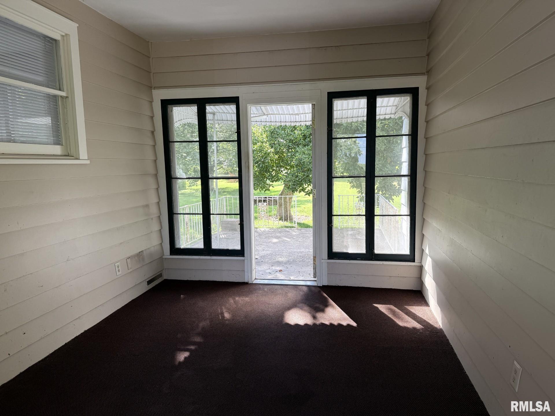 570 South Main Street Roseville, IL 61473 - Photo 47 of 64