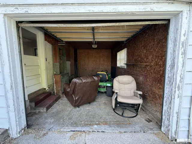 $84,900 | 570 South Main Street, Roseville, IL 61473