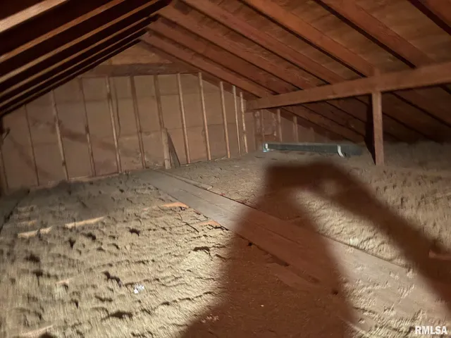 $80,000 | 570 South Main Street, Roseville, IL 61473