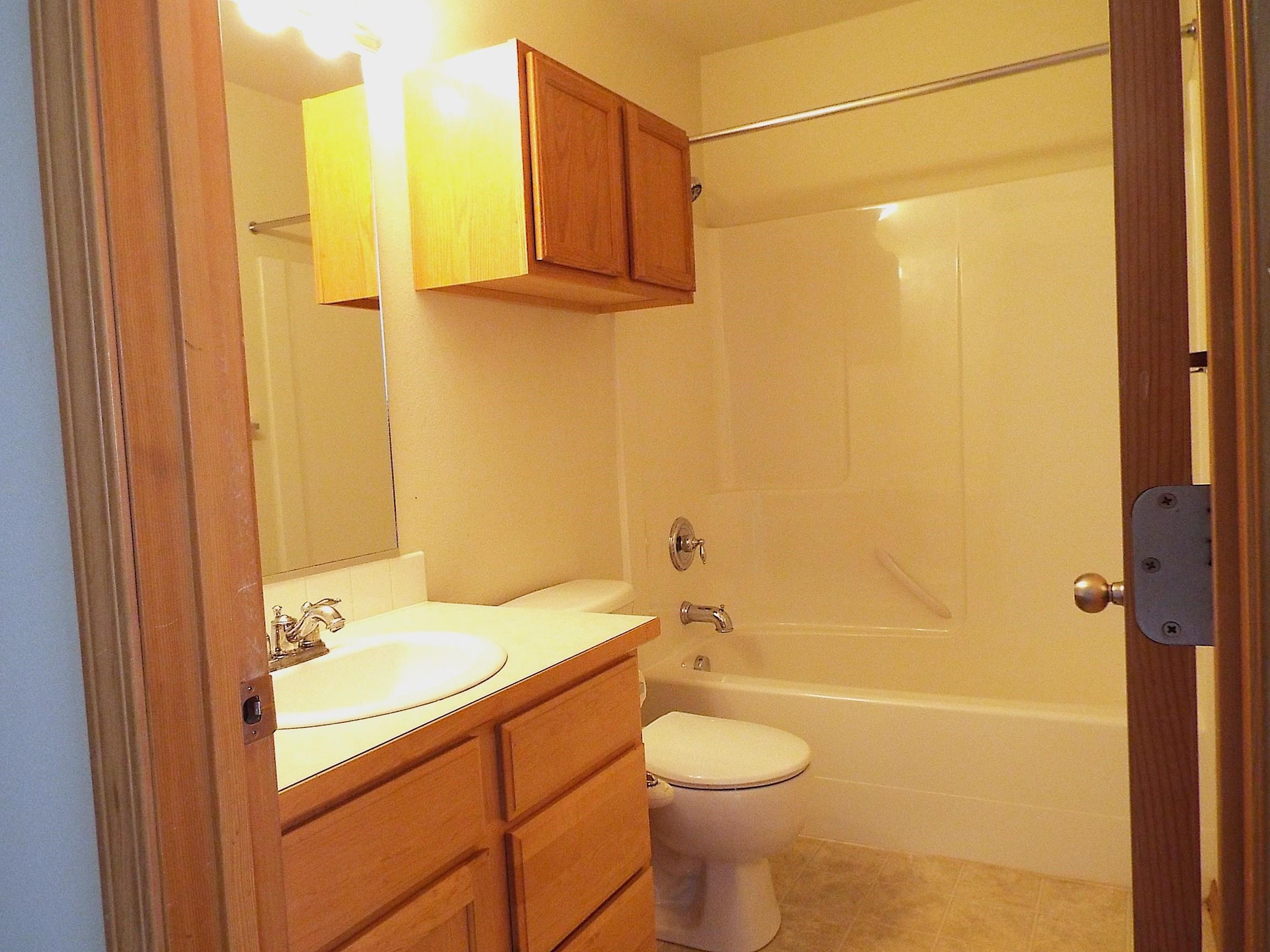 9318 North Oak Street Spokane, WA 99208 - Photo 9 of 16