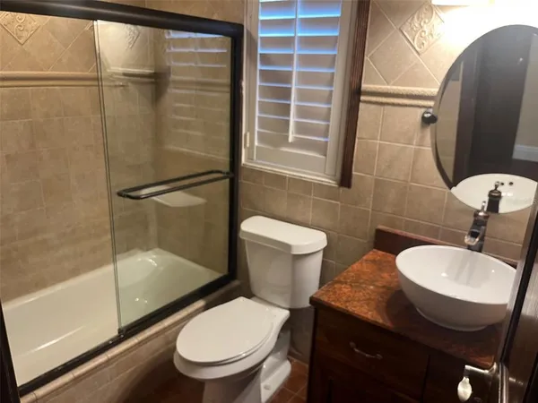 $4,500 | 4638 Mirabella Court, St. Pete Beach, FL 33706