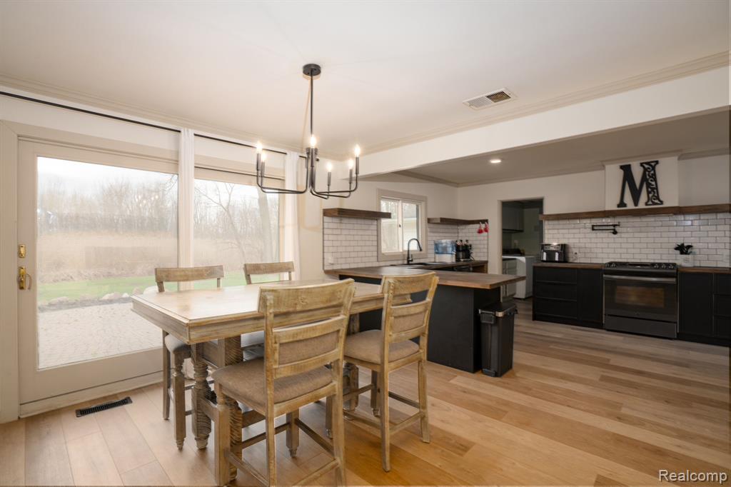 1530 South Baldwin Road Lake Orion, MI 48360 - Photo 13 of 37