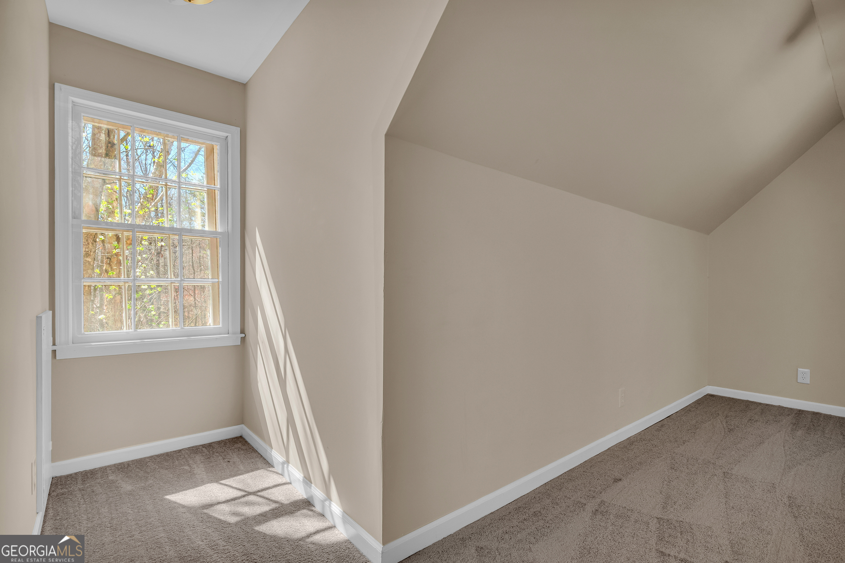 694 Lovers Lane Toccoa, GA 30577 - Photo 41 of 50 an empty room with windows