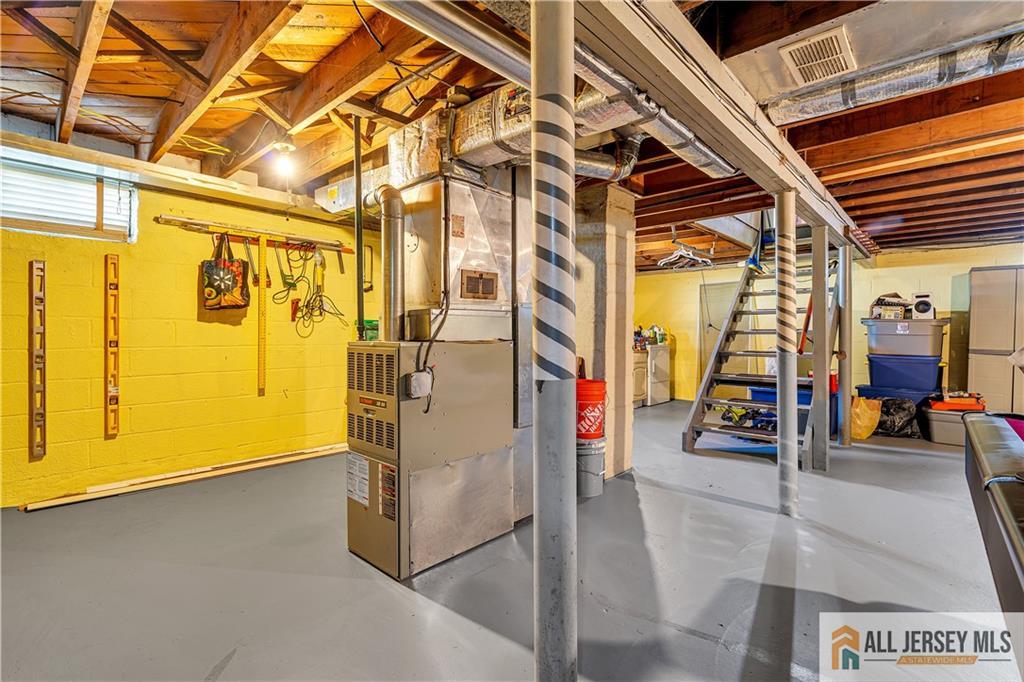 513 Howard Avenue Middlesex, NJ 08846 - Photo 23 of 32