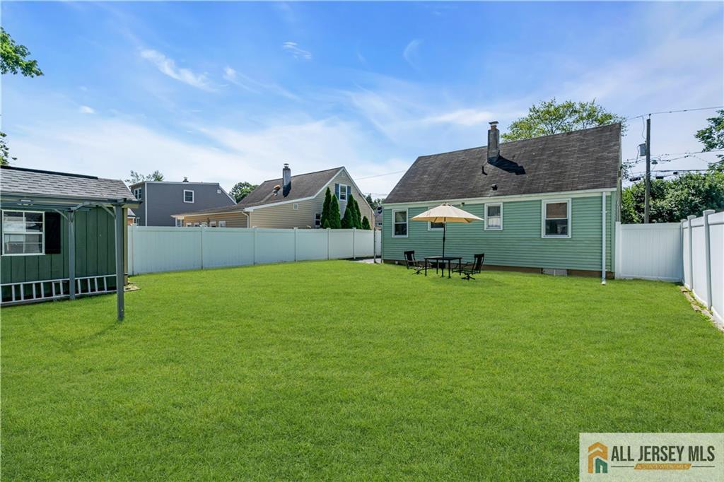 513 Howard Avenue Middlesex, NJ 08846 - Photo 26 of 32