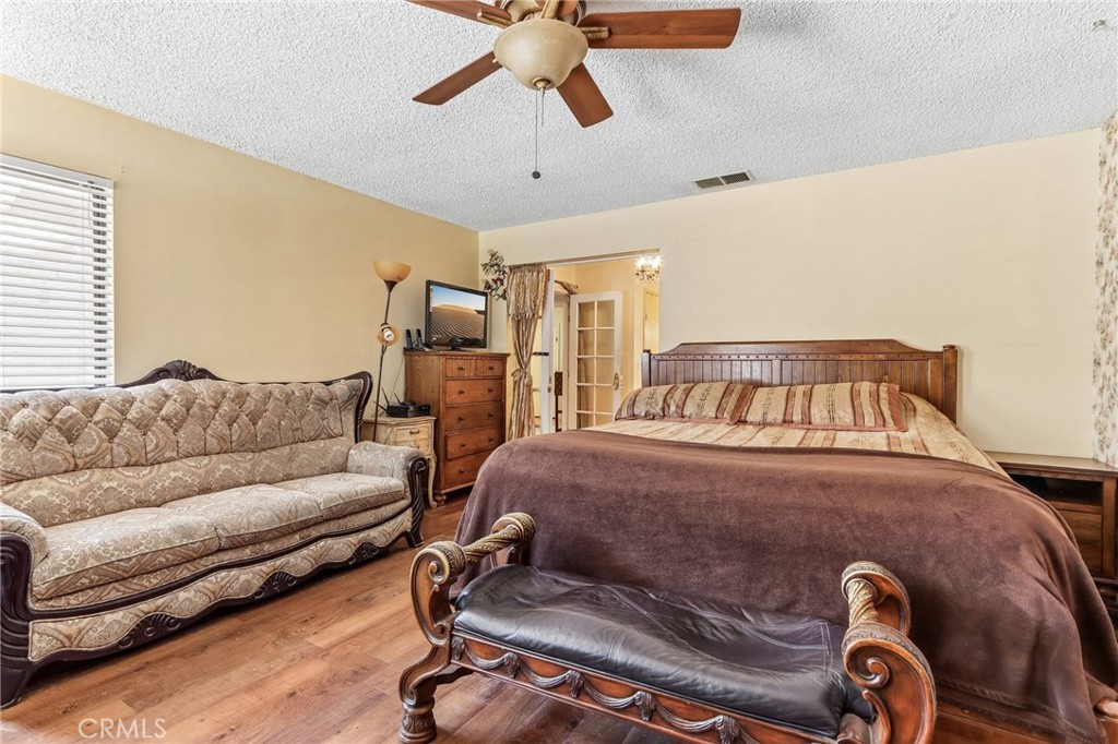 14182 Gayhead Road Apple Valley, CA 92307 - Photo 26 of 69 Primary room