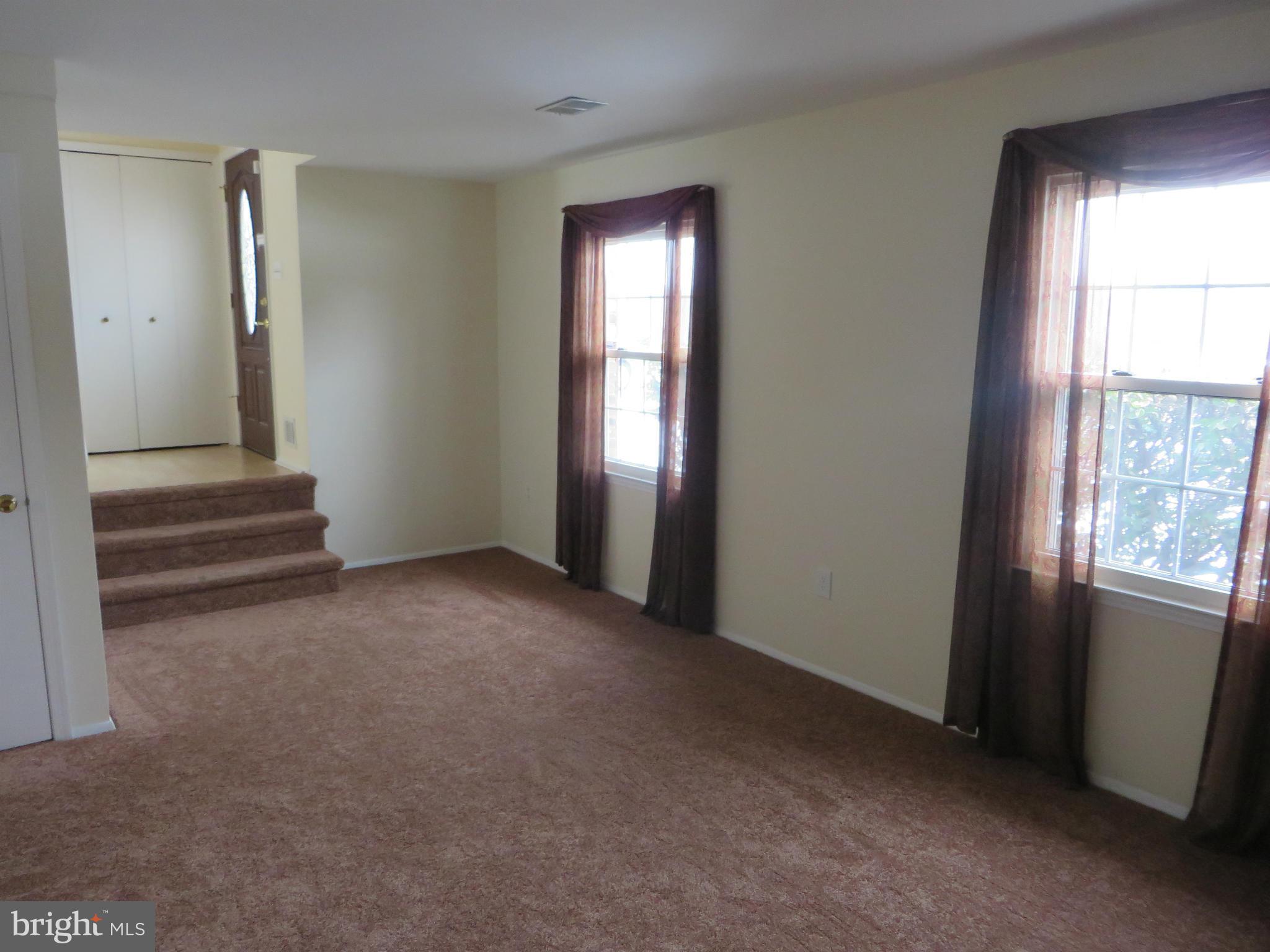 5696 Linton Road Sykesville, MD 21784 - Photo 16 of 30 Family Room