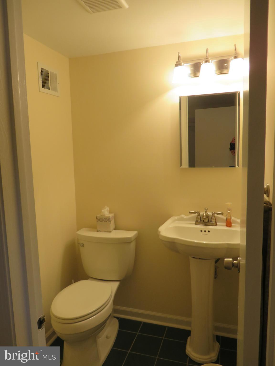 5696 Linton Road Sykesville, MD 21784 - Photo 18 of 30 Powder Room