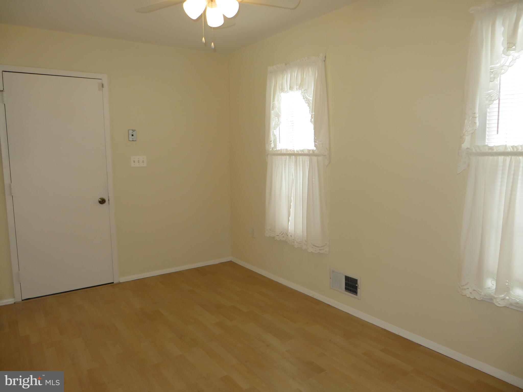 5696 Linton Road Sykesville, MD 21784 - Photo 8 of 30 Breakfast