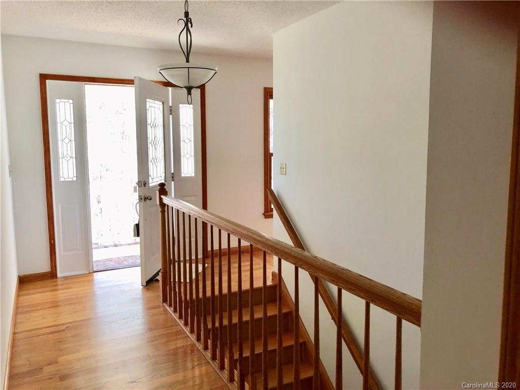 376 Flynn Branch Road Fletcher, NC 28732 - Photo 13 of 31 Gallery Image 13