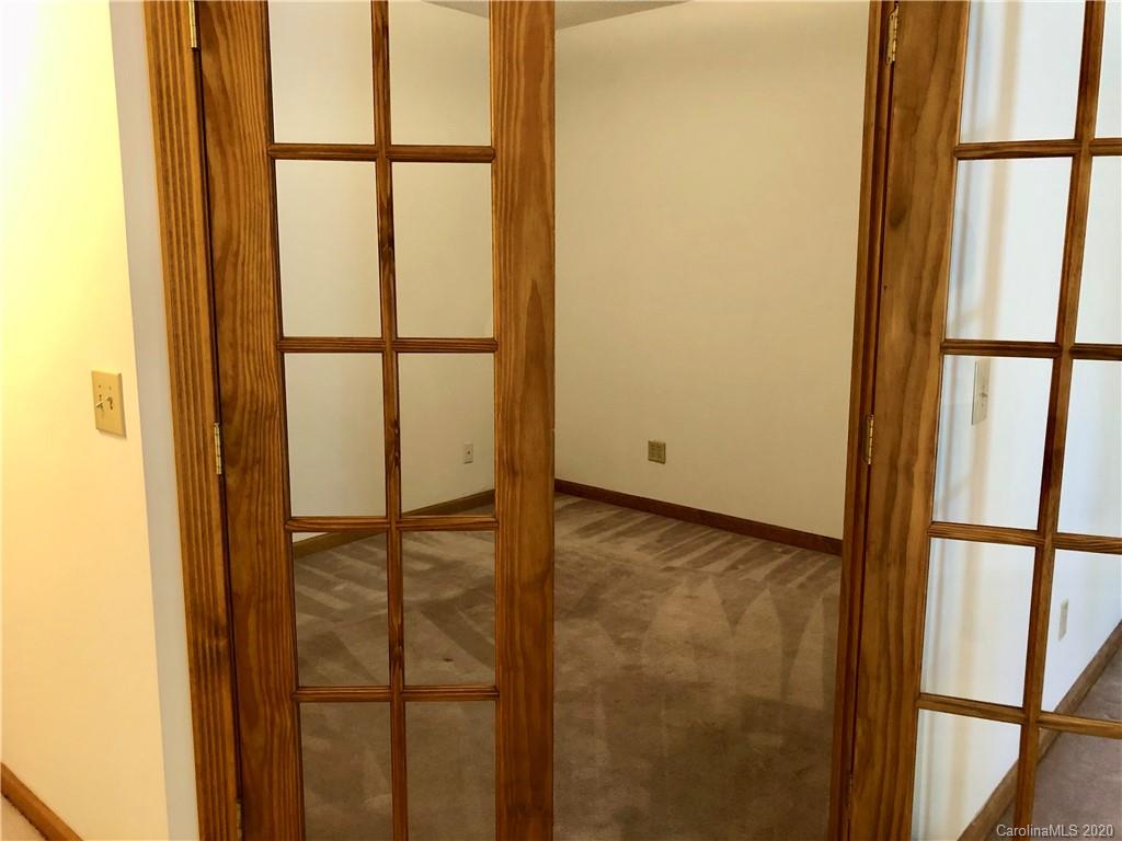 376 Flynn Branch Road Fletcher, NC 28732 - Photo 23 of 31 Gallery Image 23