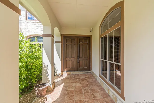 $1,100,000 | 8823 Timmerman Cove, San Antonio, TX 78266