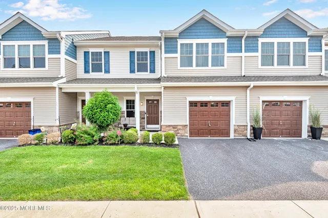 $3,200 | 17 Rockingham Way, Manchester Township, NJ 08759