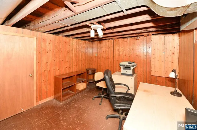 $599,000 | 19-10 Saddle River Road, Fair Lawn, NJ 07410