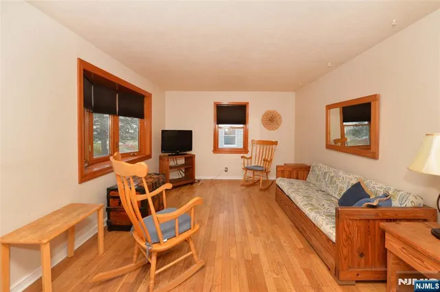 $599,000 | 19-10 Saddle River Road, Fair Lawn, NJ 07410