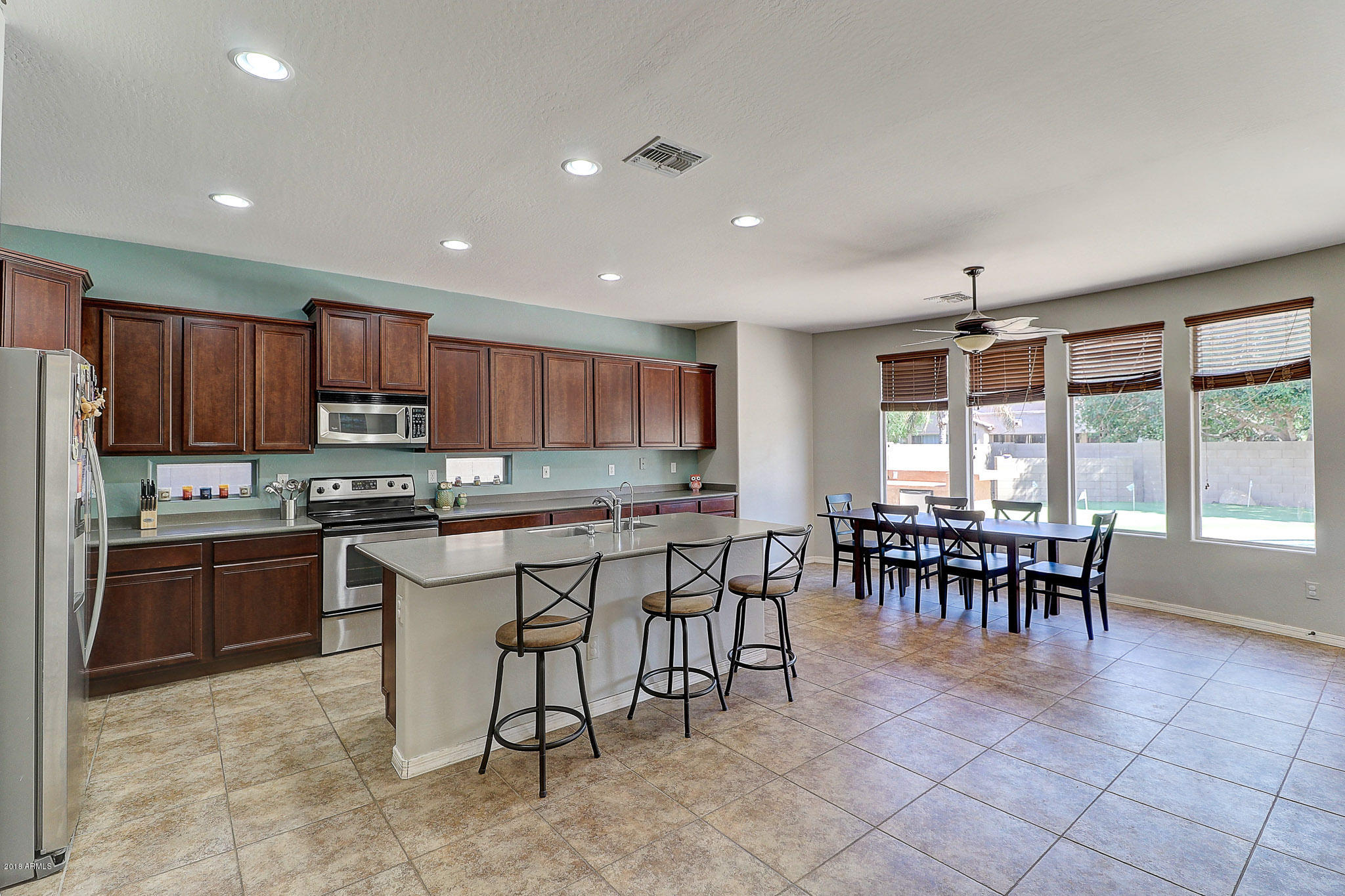 15159 West Calavar Road Surprise, AZ 85379 - Photo 12 of 36 B (9)