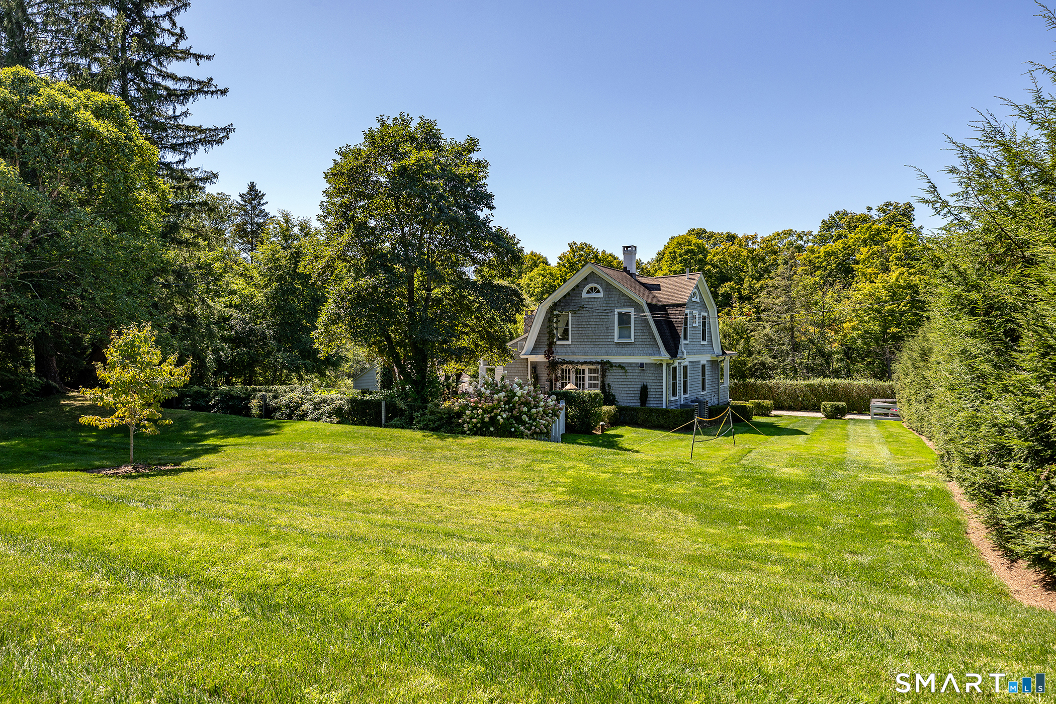 135 Wykeham Road Washington, CT 06793 - Photo 4 of 40 Gallery Image 4