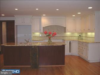 543 Newtown Road Berwyn, PA 19312 - Photo 2 of 6 Kitchen