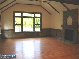 543 Newtown Road Berwyn, PA 19312 - Photo 4 of 6 Family Room