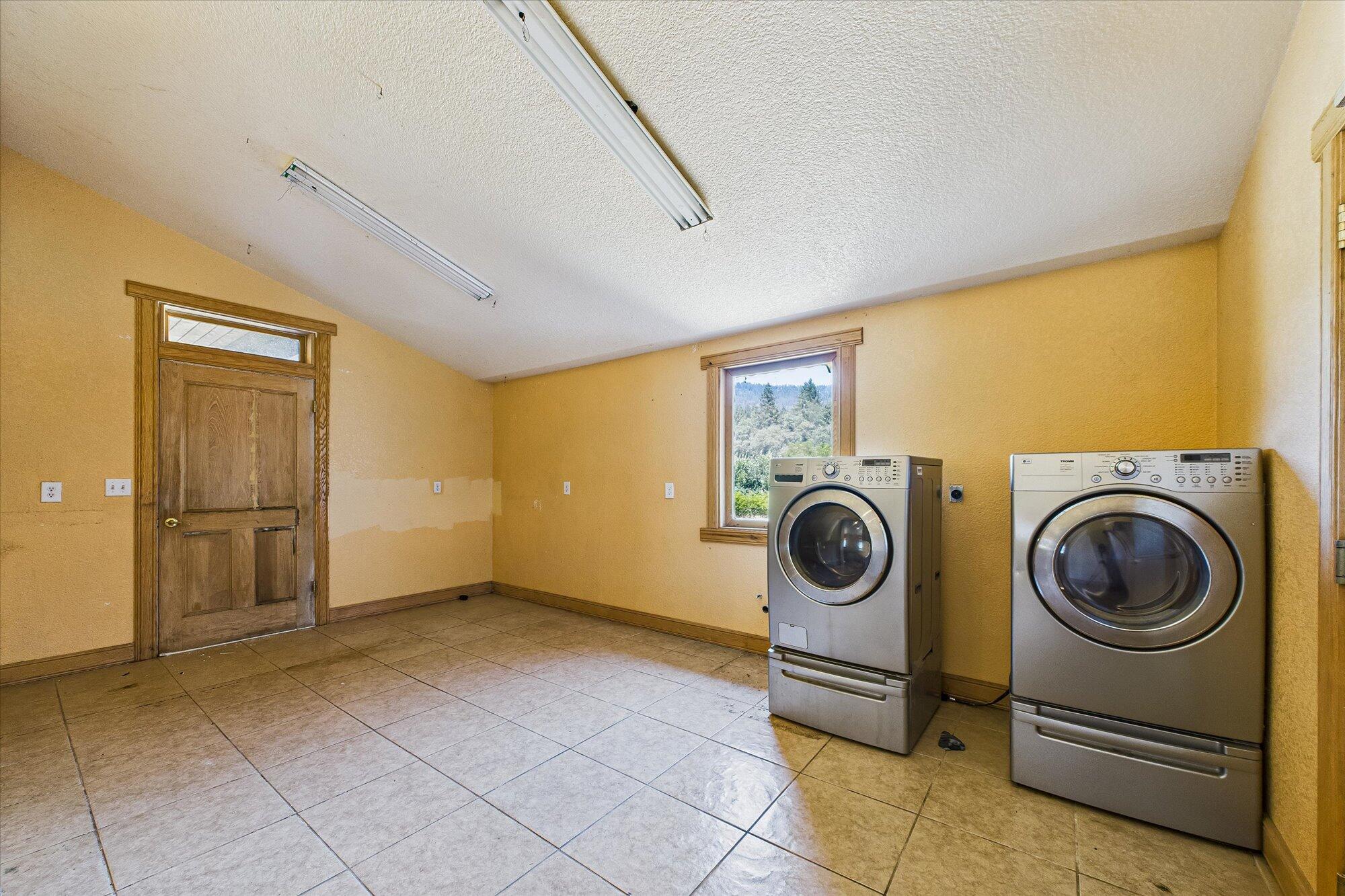 1560 Patterson Road Willow Creek, CA 95573 - Photo 38 of 75